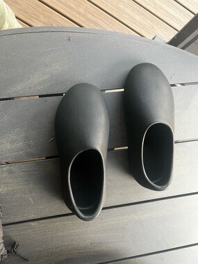 Yeezy Black Foam Slide Clog Slippers